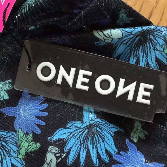 Bathing suit - Picture 4 of 7